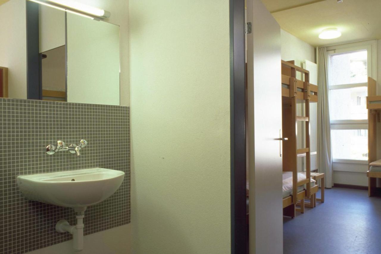 Youth - Private Hostel Zürih