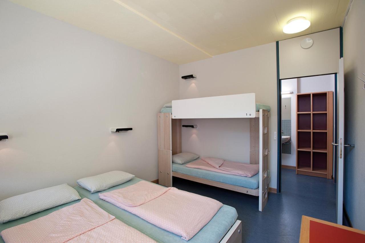 Youth - Private Hostel Zürih