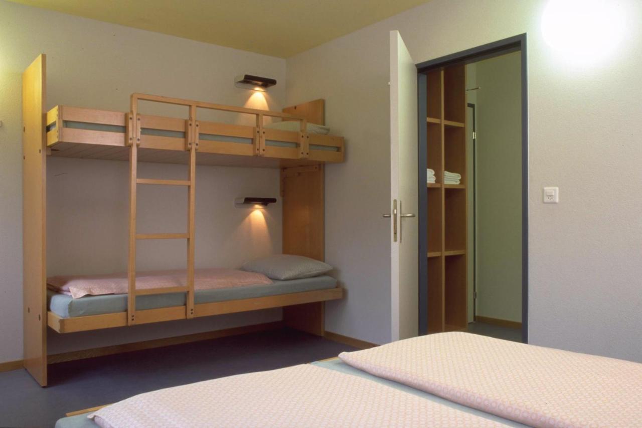 Youth - Private Hostel Zürih